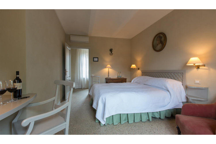 Superior Double Room - Locanda Marchesi Alfieri - San Martino Alfieri