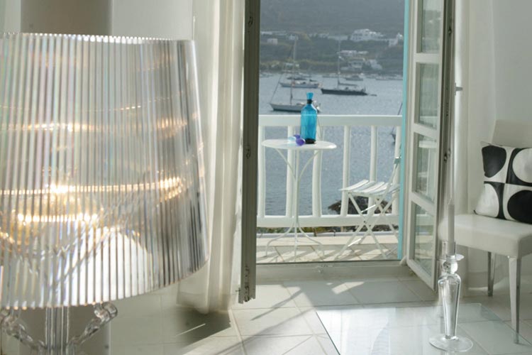 Room Interior - Kivotos Mykonos Hotel - Mykonos