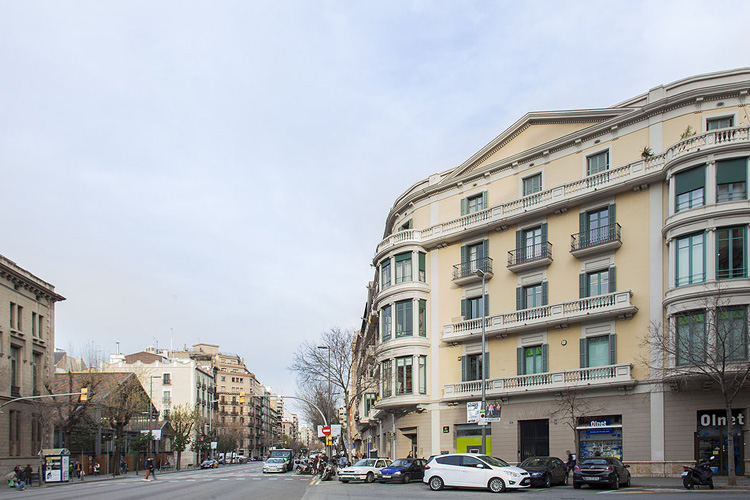 Facade - BacHome Gallery B&B - Barcelona