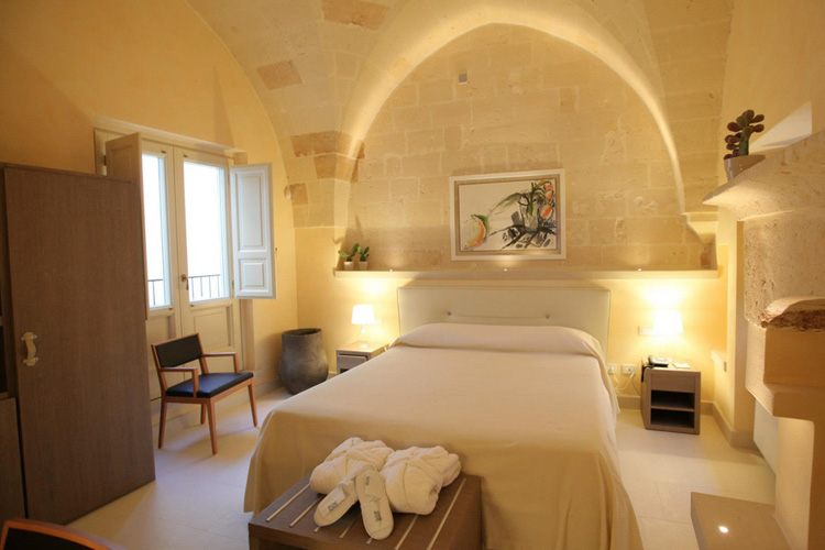 Standard Double Room - Corte Borromeo - Manduria
