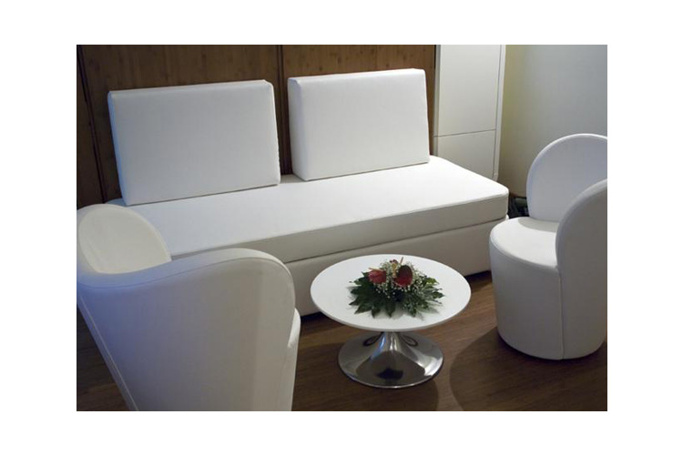 Details of the Furniture - Trampolines Suite Hotel - Riccione