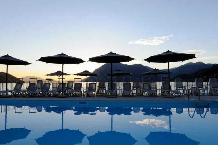 Swimming Pool - Hotel Rivalago - Sulzano