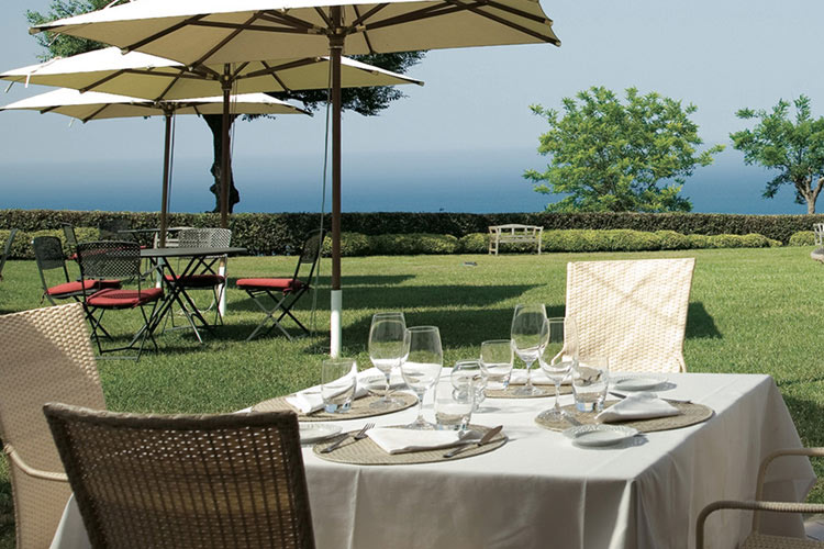 Terrace and Views - Hotel Emilia - Portonovo