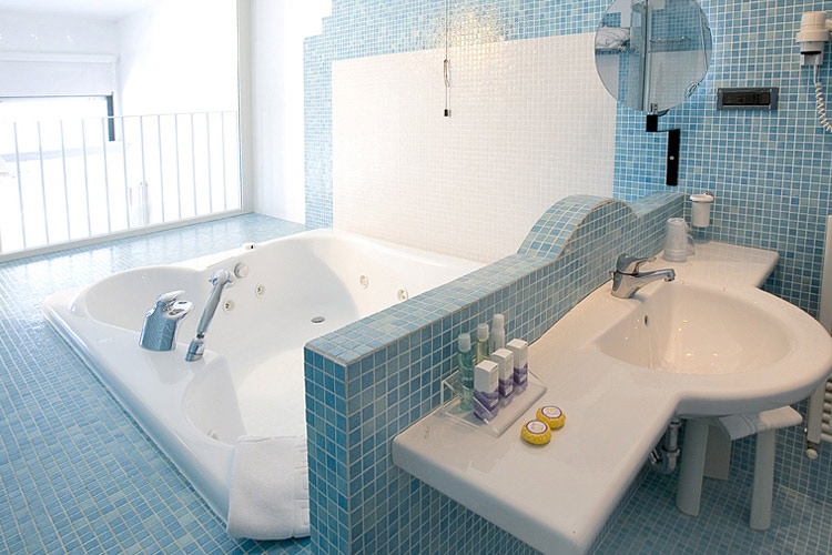 Jacuzzi Suite - Hotel Emilia - Portonovo