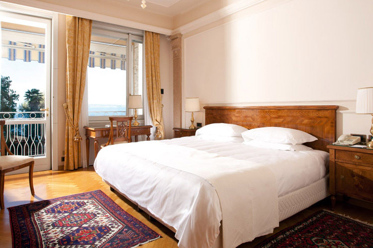 Deluxe Room - Villa Cortine Palace Hotel - Sirmione 