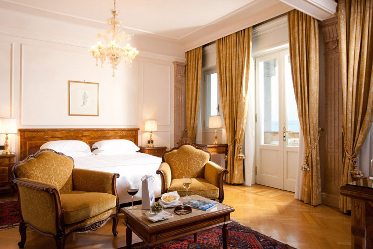 Junior Suite - Villa Cortine Palace Hotel - Sirmione 