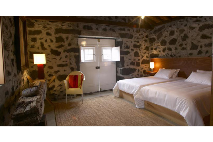 Twin Bedroom - Pocinhobay - Pico