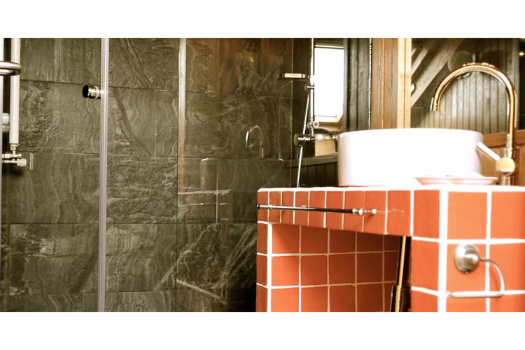 Bathroom - Hospederia de los Templarios - Sepúlveda