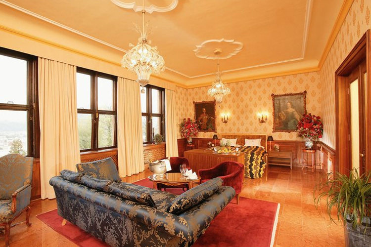 Junior Suite - Hotel Schloss Mönchstein - Salzburg