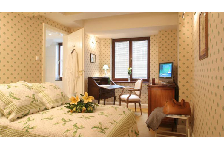 Standard Double Room - Hotel Gródek - Cracow