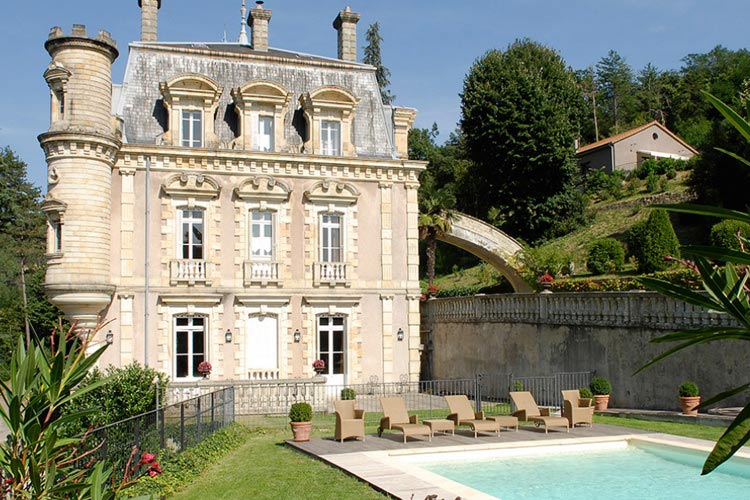 Facade - Château Clement - Vals les Bains