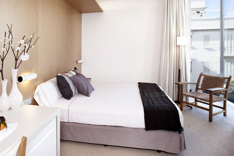Double or Triple Room - Alenti Sitges Hotel & Restaurant - Sitges