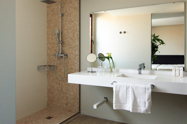 Bathroom - Hotel Raval de la Mar - Vila-seca