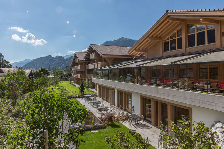 Facade - Hotel Spitzhorn - Saanen