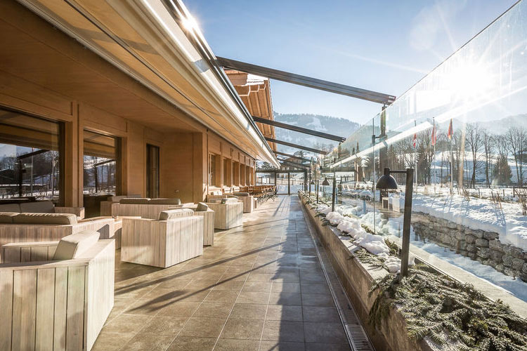 Terrace - Hotel Spitzhorn - Saanen