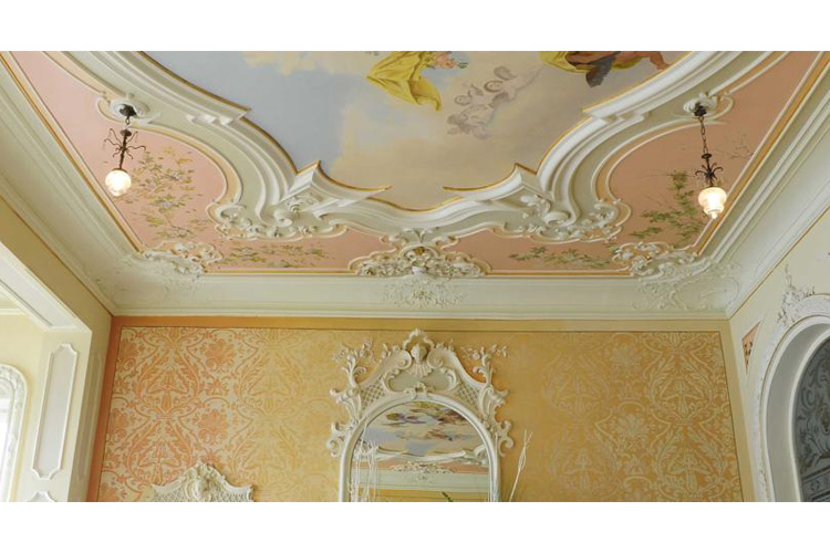 Details of the Ceiling - Hotel Vitznauerhof - Vitznau