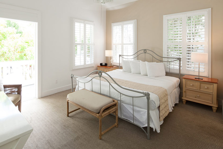 Mini Suite - The Paradise Inn - Key West
