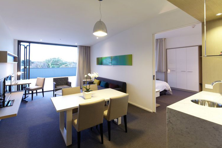 Quarters Flinders Suite - Flinders Hotel - Flinders