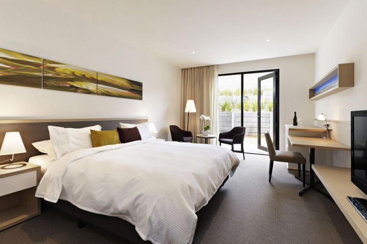 Quarters Bauer Room - Flinders Hotel - Flinders