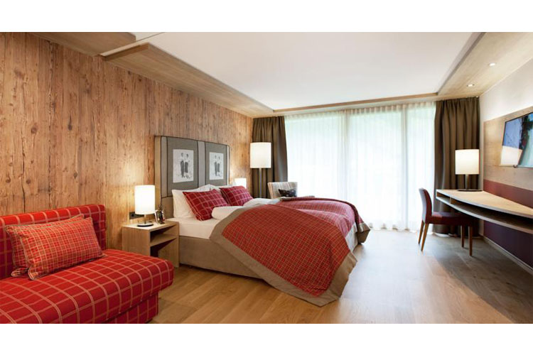 Room - Hubertus Au - Au