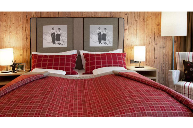 Room - Hubertus Au - Au