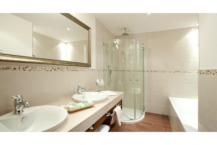 Bathroom - Haldenhof - Lech am Arlberg