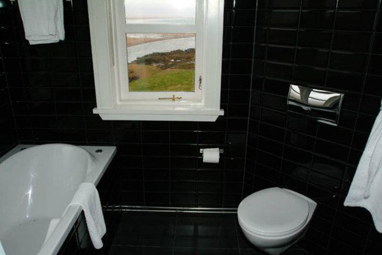 Bathroom - Hotel Búdir - Snæfellsnes