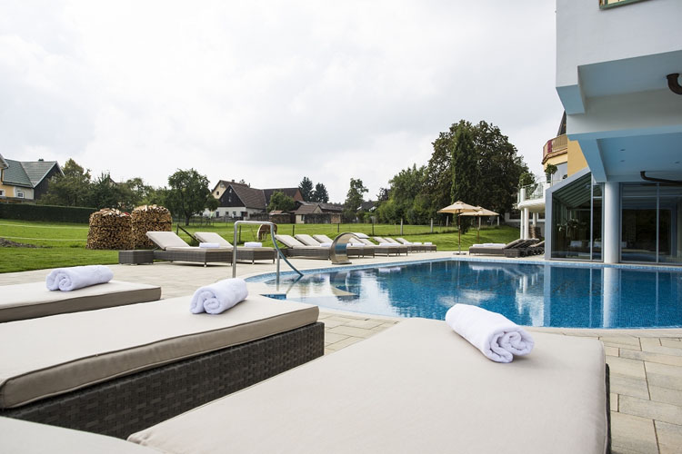 Pool - Vital-Hotel Meiser - Fichtenau-Neustädtlein