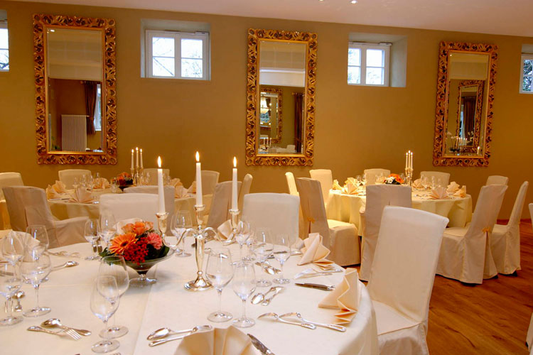 Weeding Dining Room - Schloss Eberstein Restaurant & Hotel - Gernsbach