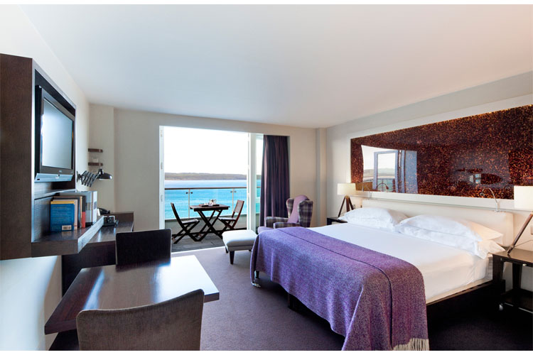 Deluxe Balcony - Cliff House Hotel - Ardmore