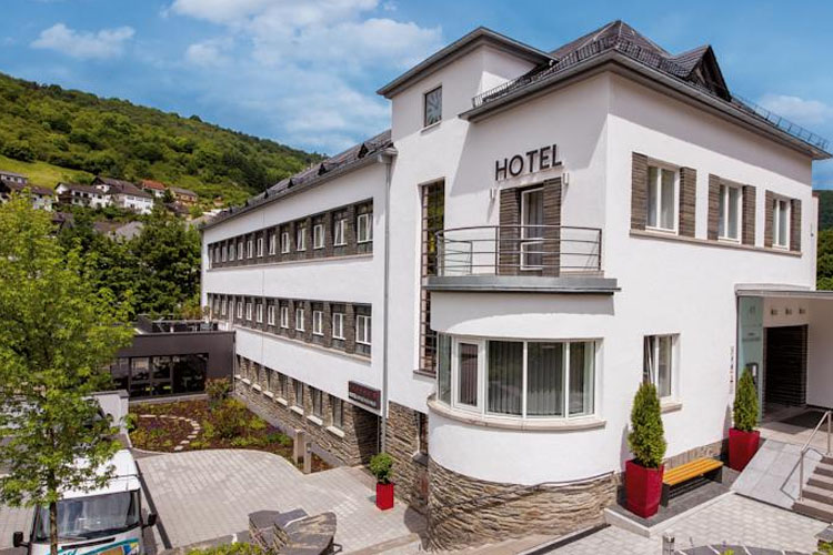 Facade - Hotel im Schulhaus - Lorch im Rheingau