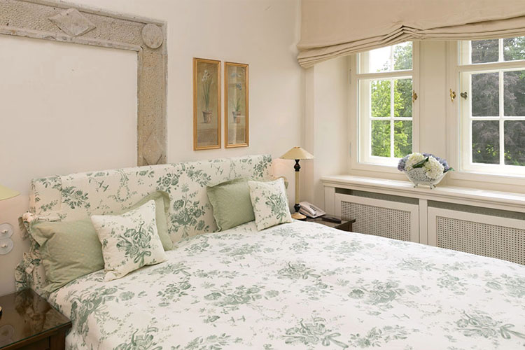 Comfort Double Room - Schlosshotel Münchhausen - Aerzen
