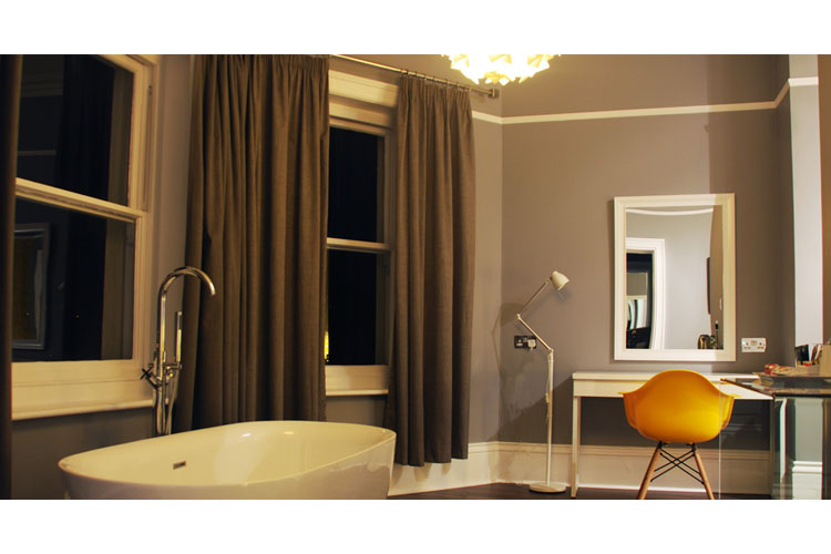 Double Room Ten - Ravilious - Eastbourne