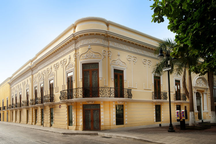 Facade - Mansion Mérida on the Park - Merida