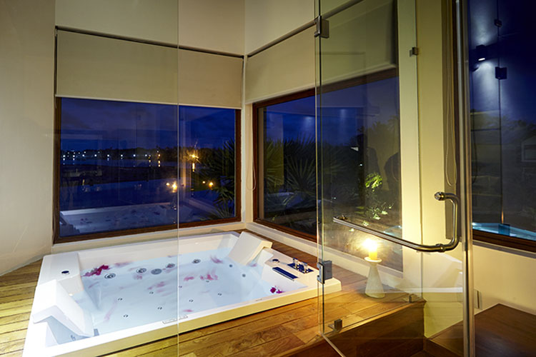 Presidential Suite - Amaranthé Bay Resort - Trincomalee