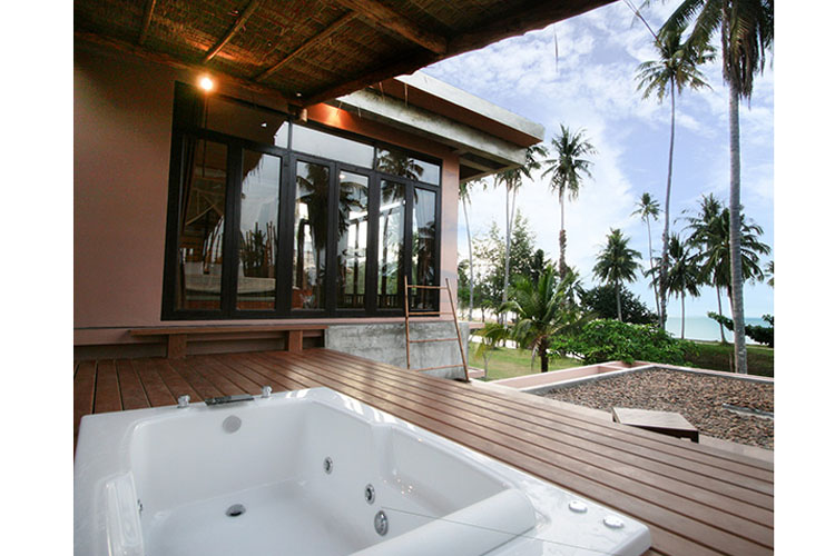Jacuzzi Balcony Seaview - Seavana Koh Mak Beach Resort - Koh Mak
