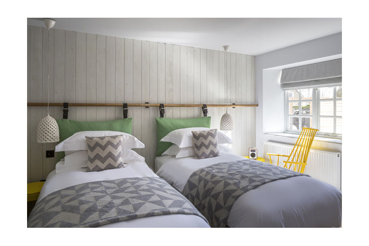 Double Room 06 - The Old Stocks Inn - Stow on the Wold