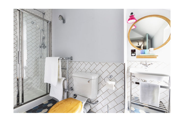 Family Room 02 - The Old Stocks Inn - Stow on the Wold