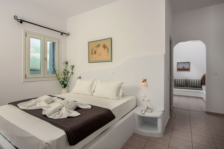 Double Room - Tania Milos - Pollonia