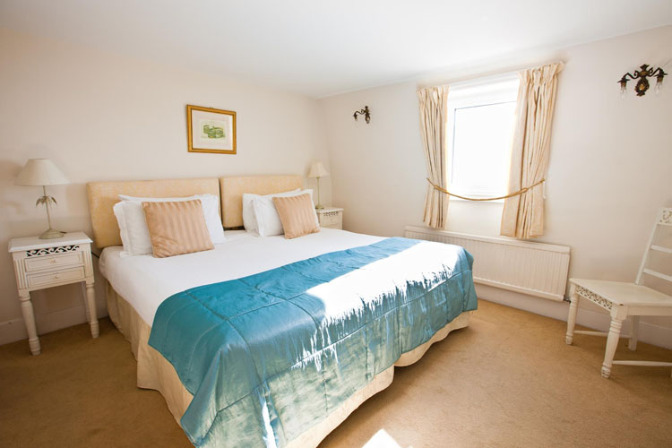 Pier View Apartment - Pier View Self Catering Luxury Apartments - Southend-on-Sea
