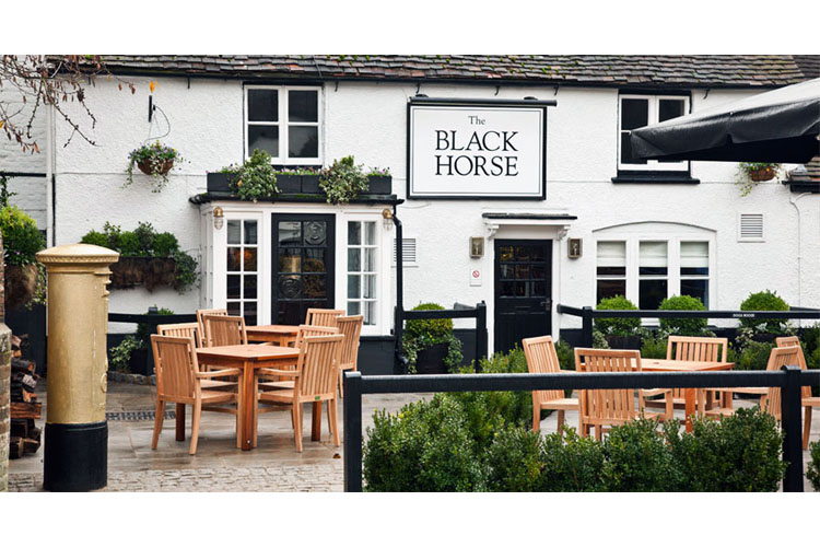 Exterior Dining Room - The Black Horse - Fulmer