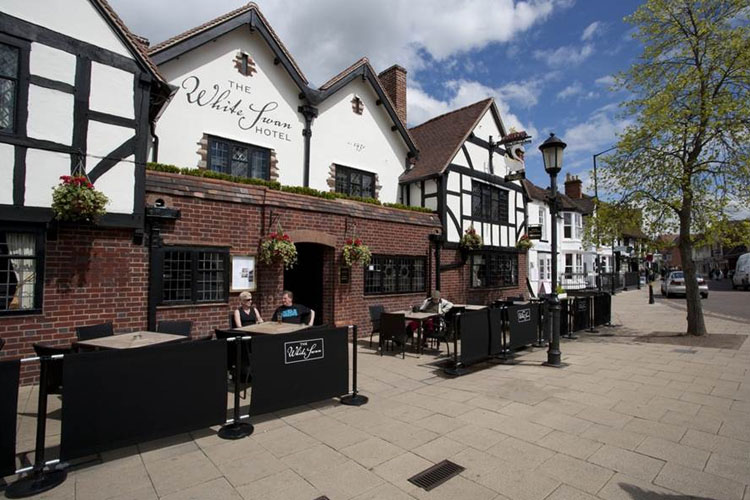 Facade - The White Swan Hotel - Stratford-upon-Avon
