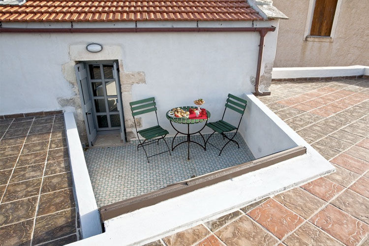 Elia Cottage with Sharing Pool - Villa Athermigo - Chania
