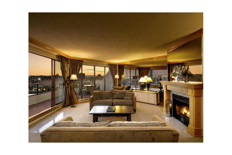 Penthouse Suite - Victoria Regent Waterfront Hotel & Spa - Victoria
