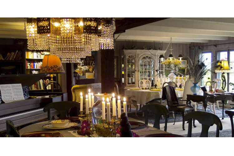 Dining Room - Le petit Clocher - Saint-Sauveur