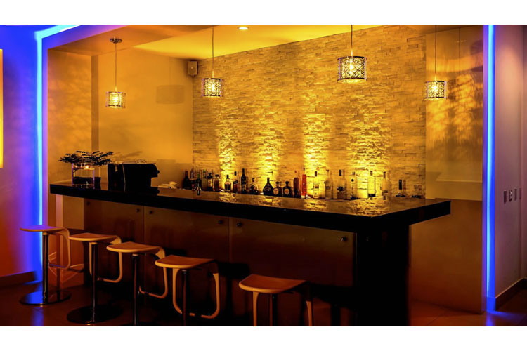 Bar - Elements Hotel Boutique - Managua
