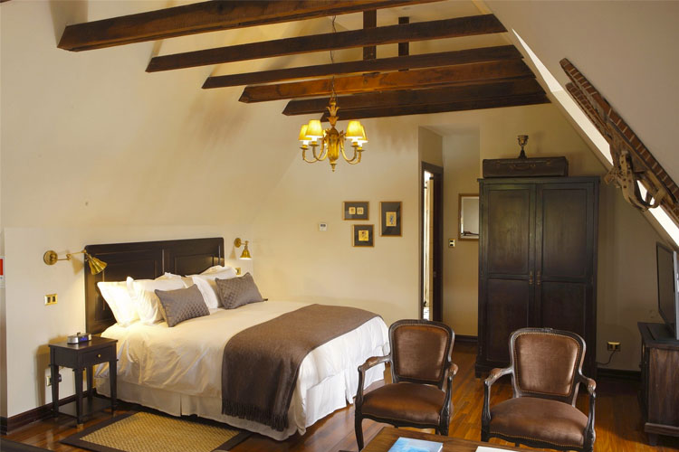 Suite - Hotel Boutique Castillo Rojo - Santiago de Chile