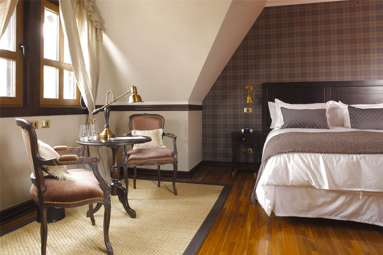 Suite - Hotel Boutique Castillo Rojo - Santiago de Chile