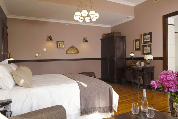 Suite - Hotel Boutique Castillo Rojo - Santiago de Chile
