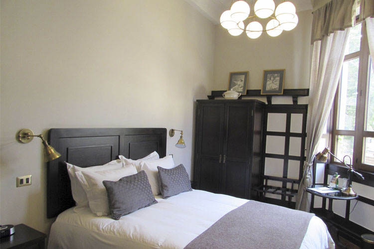Classic Room - Hotel Boutique Castillo Rojo - Santiago de Chile